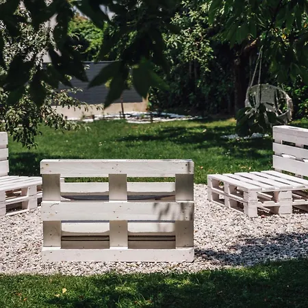 Palace Garden Apartman Ljubljana