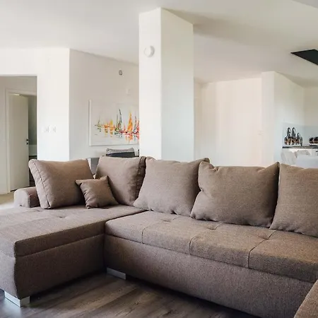 Palace Garden * Ljubljana