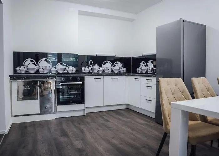 Palace Garden ليوبليانا